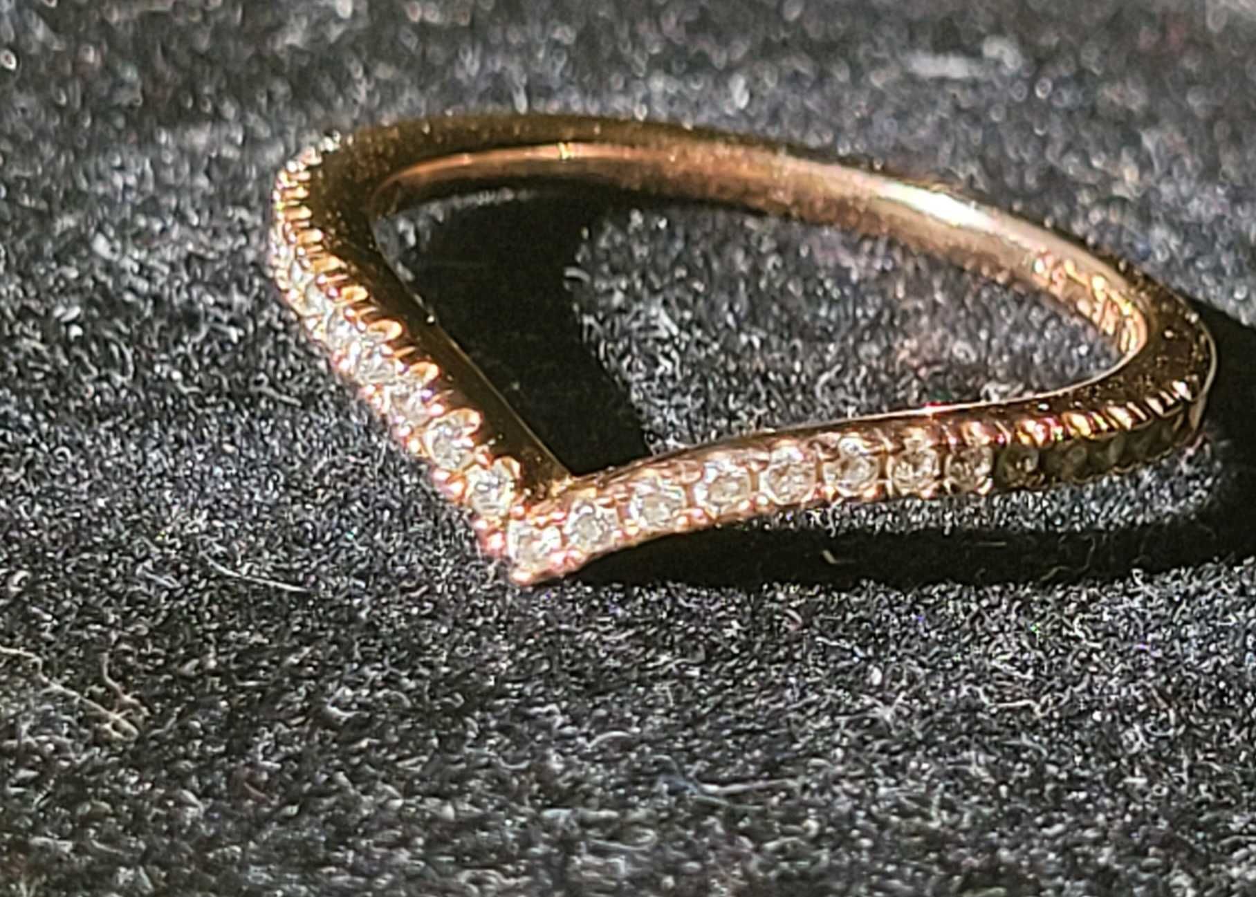 Inel Pandora Wishbone Chevron Rose Gold