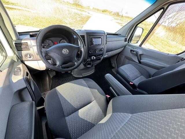 Închiriere dubă Vw Crafter fără șofer 350 lei/zi