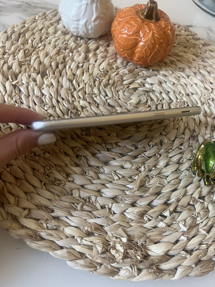 Телефон Samsung Galaxy