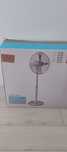 Vand ventilatoare metalice urgent noi cu cutie la ele