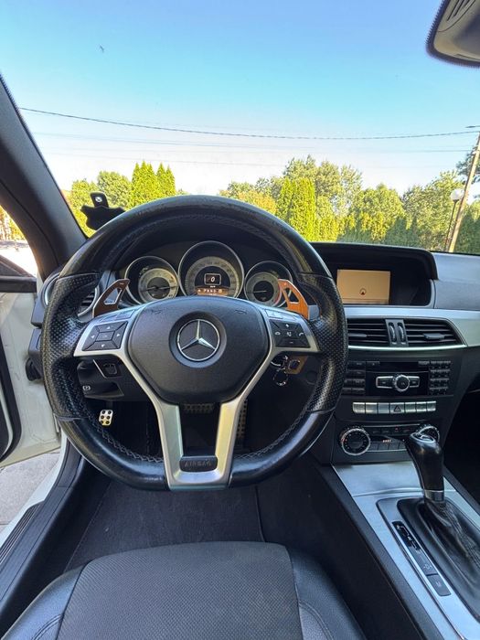 Mercedes-Benz | C-class W204 Facelift | 2.2 Diesel | 2011 | C63 Look |