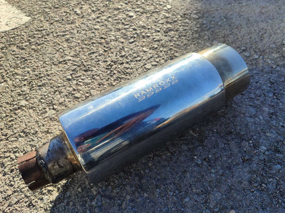 Спортно гърне за мотор