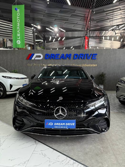 Mersedes-benz EQE500