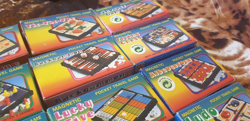 Vintage-Colectie de mini jocuri Pocket travel