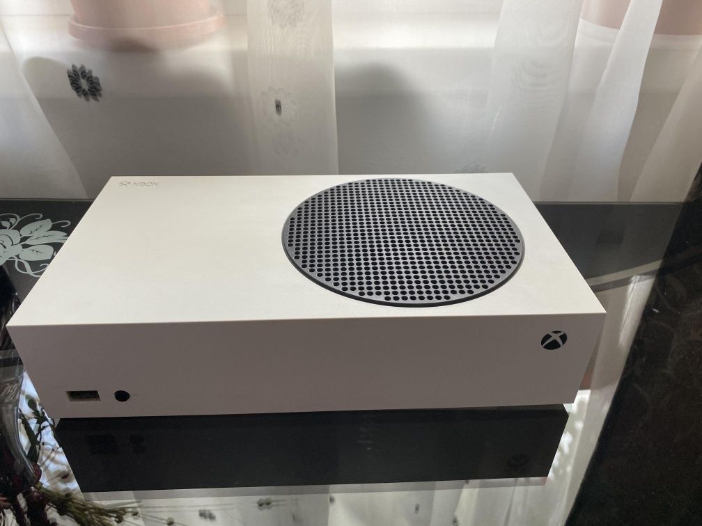 Xbox series S (aproape NOU)