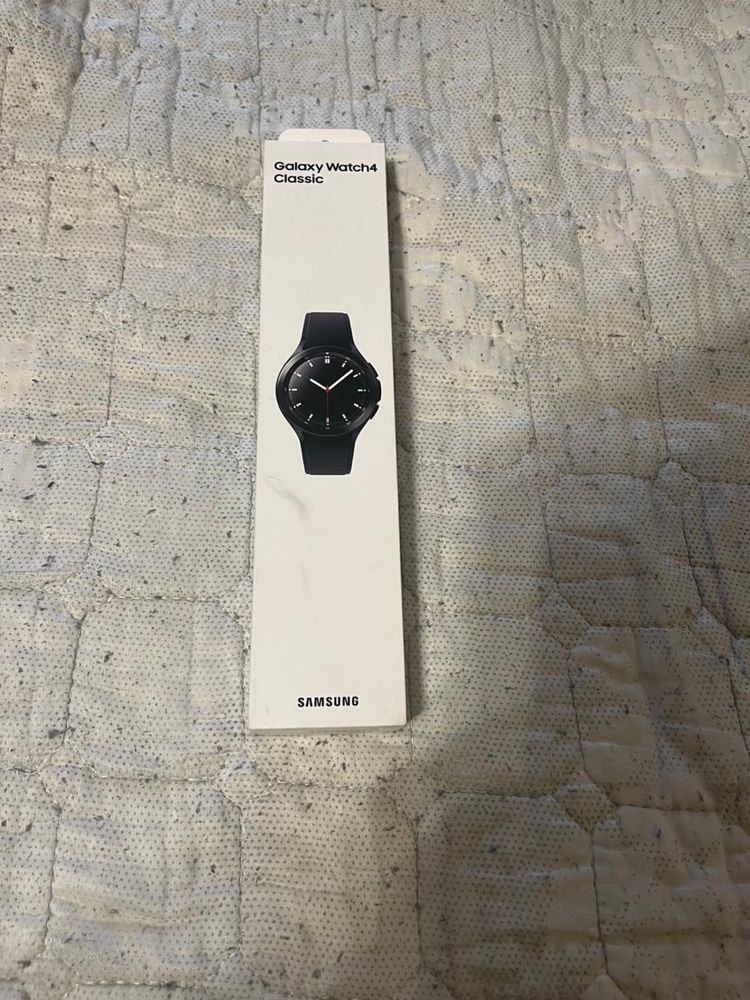 Продам часы Samsung Watch 4