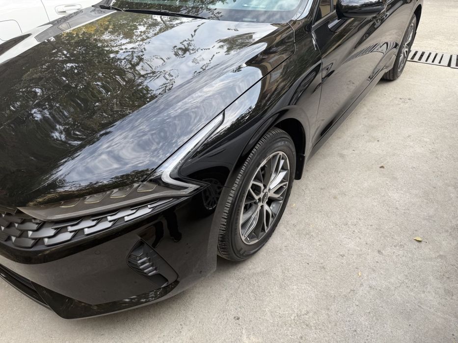 Kia K5  prestige light 2,5 мотор ,продается своя