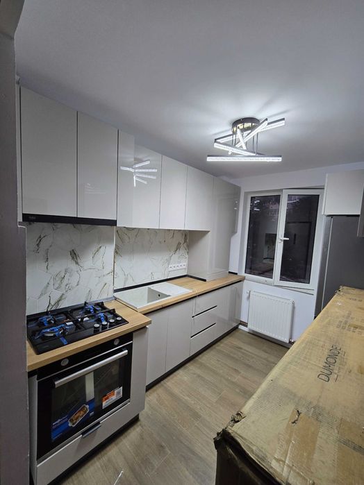 Mobilier la comanda
