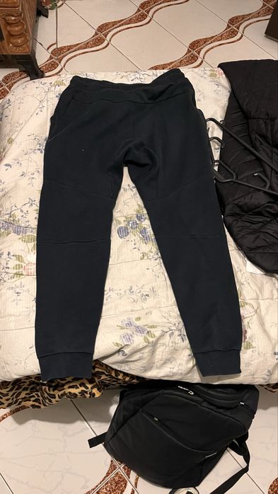 Pantaloni nike tech negri