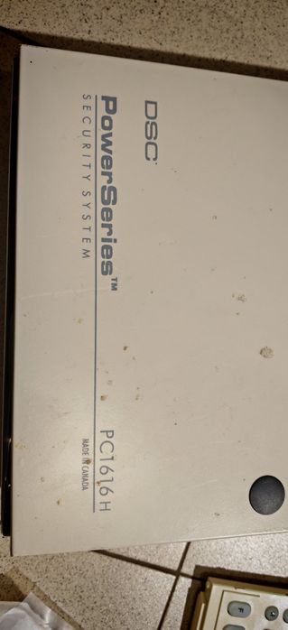 Продавам СОТ алармена система DSC PC 1616