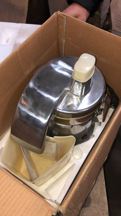 Соковыжималка Juruega