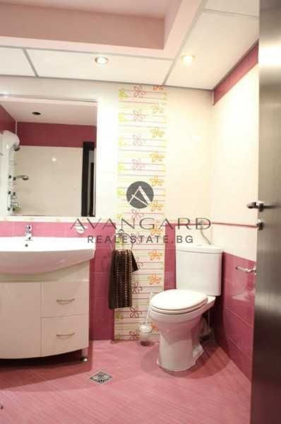 Продава се Четиристаен апартамент в Пловдив, Кючук Париж - 193 кв.м за 2167 €/кв.м - Снимка #6