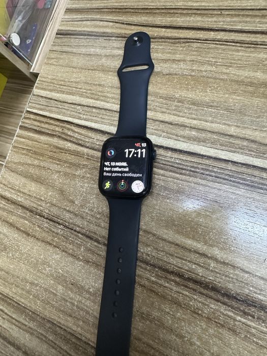 Продам часы Apple watch оригинал