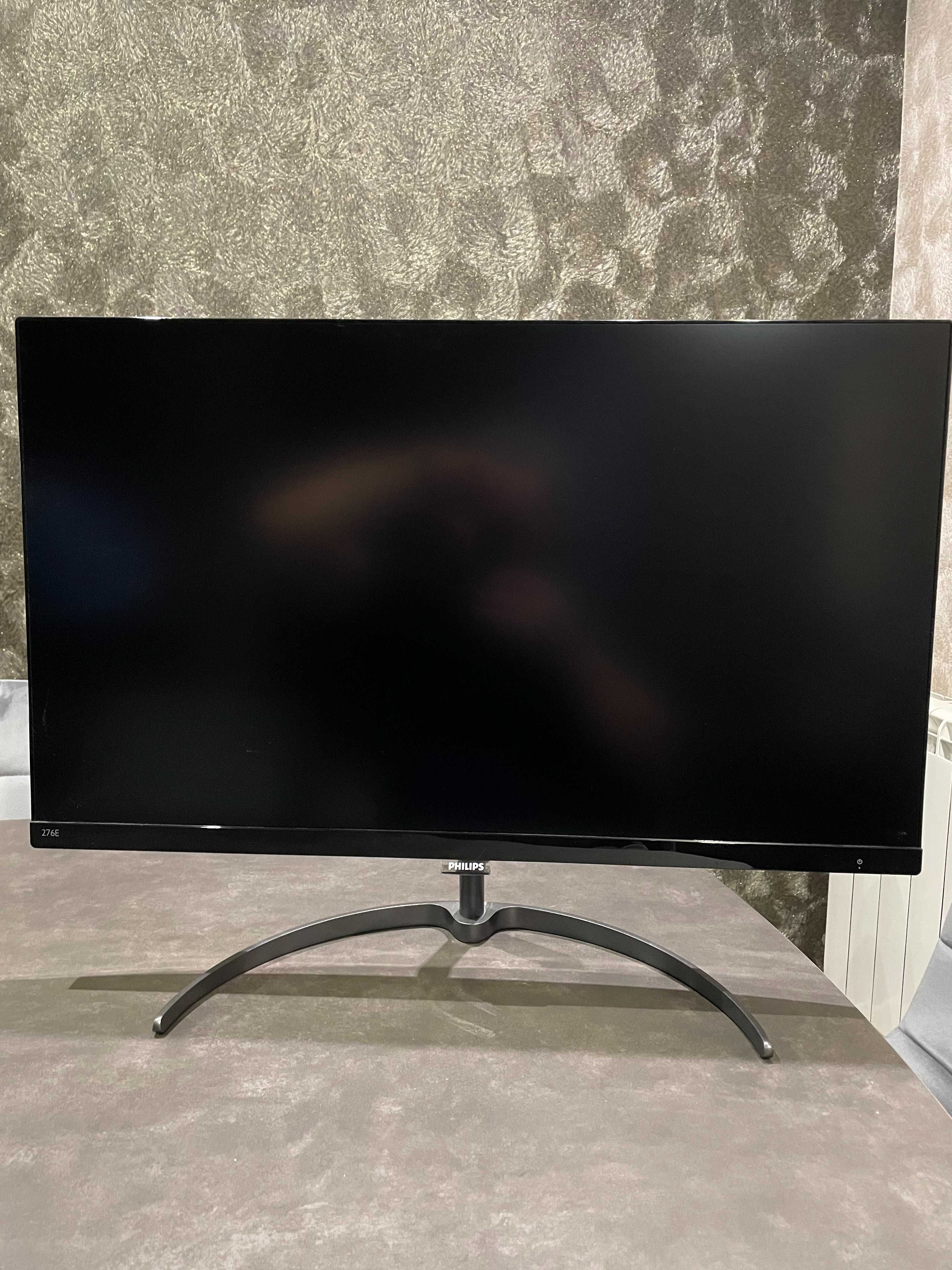 Монитор Philips 27", IPS, 4K UHD, Display Port, Черен