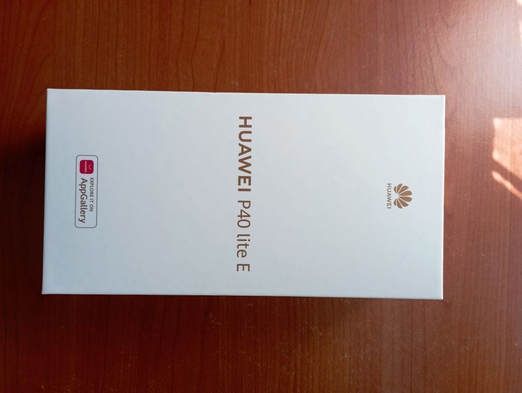 Huawei P40 Lite E - ecran crăpat