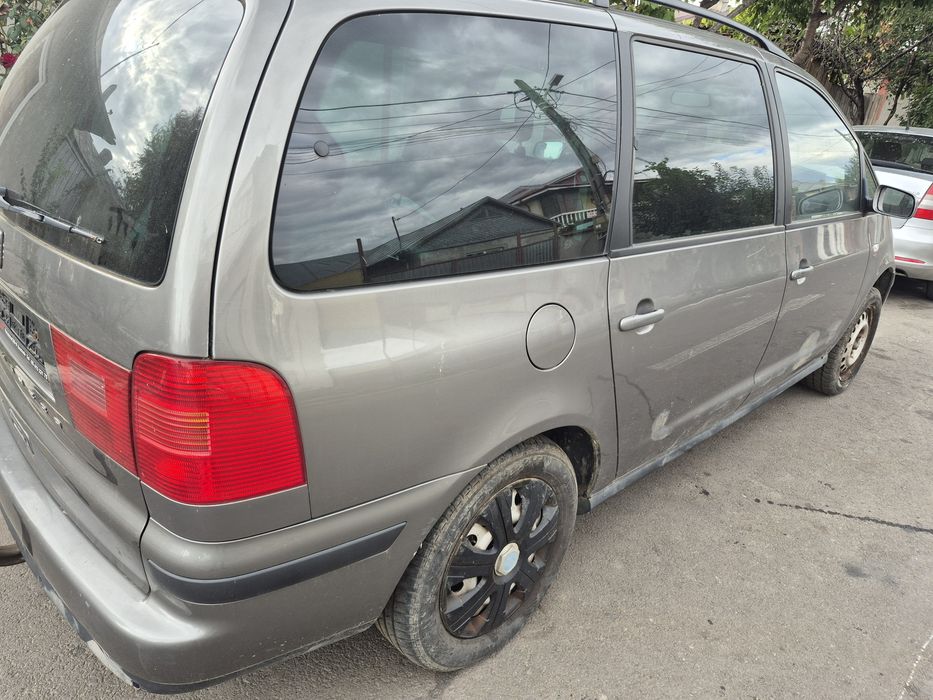 Dezmembrez ALHAMBRA 2.0 brt