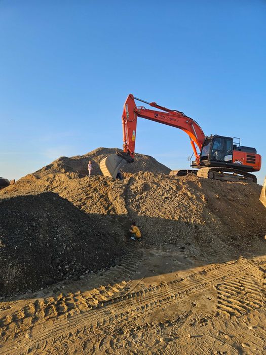 Excavator  Caterpilar