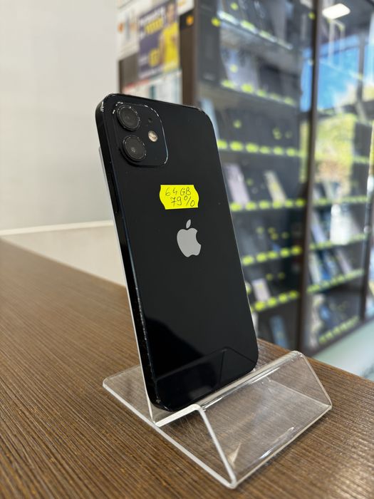 iPhone 12 / 64GB / Garantie 12 luni