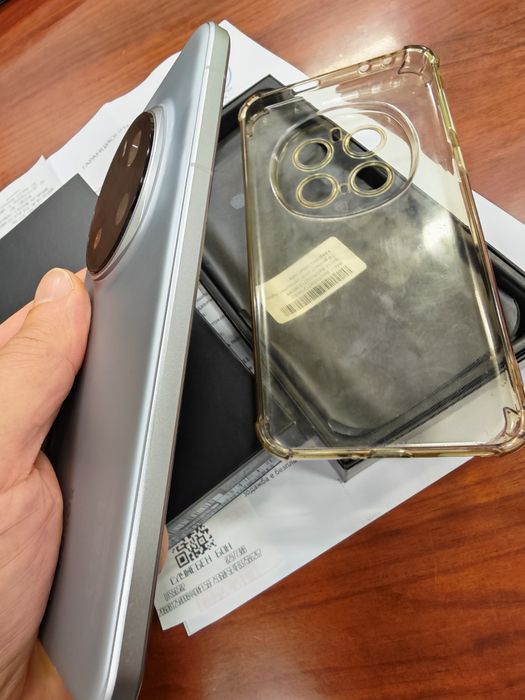 Honor Magic 7 Pro, 12 GB, RAM 512 GB, Lunar Gray-като нов с гаранция