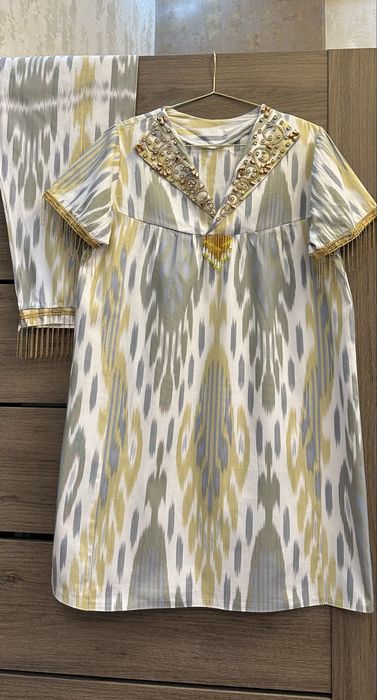 Янги кийилмаган М размер куйлаклар