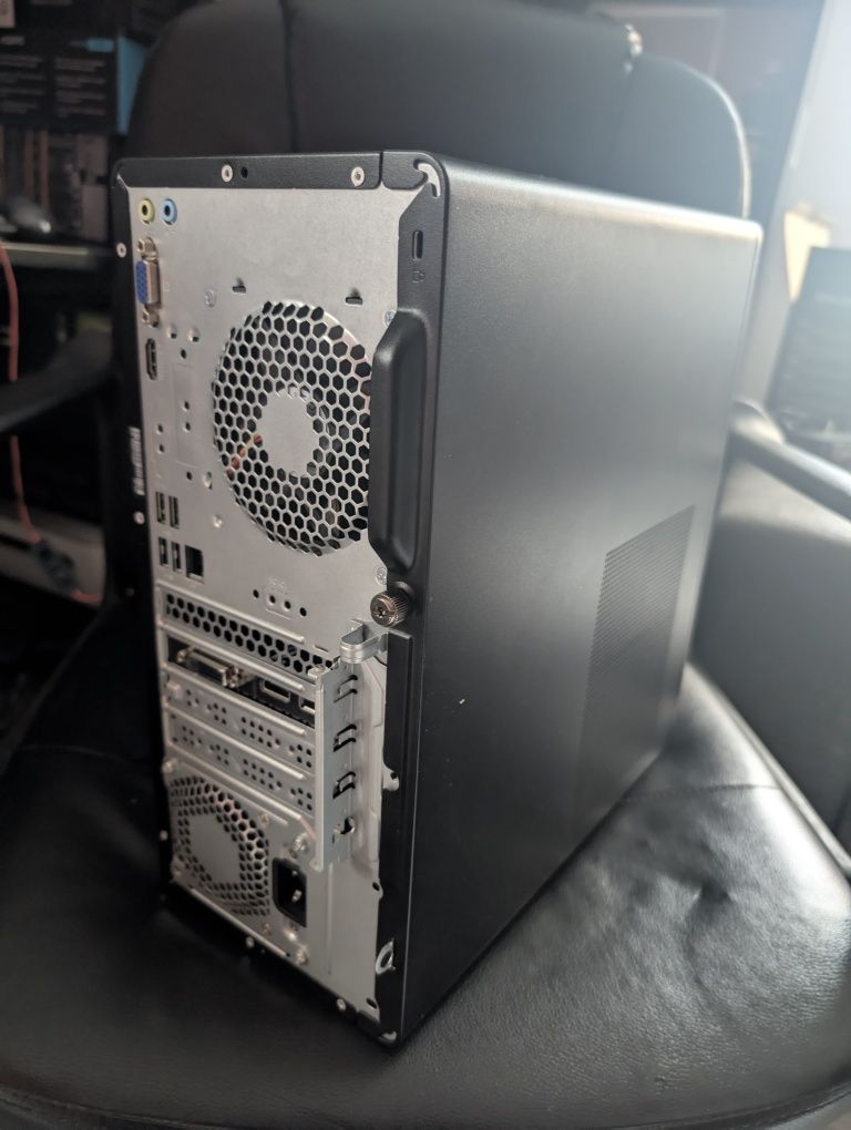 Okazie ‼️ PC Gaming HP Streaming i3 12100 cu 16GB GTX 1650 WIFI 6