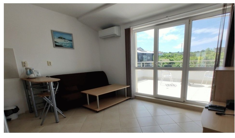 Продава се Двустаен апартамент в Черноморец - 56 кв.м за 1429 €/кв.м - Снимка #8