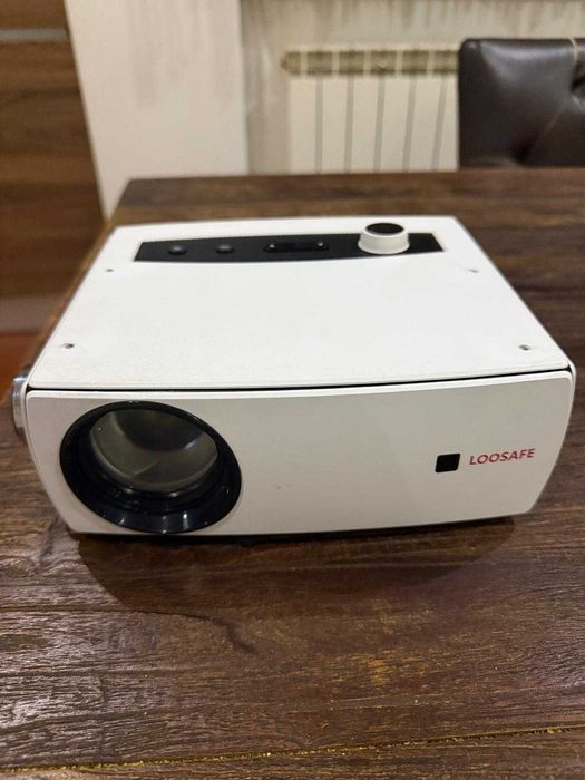 Videoproiector Loosafe YG430 Wifi