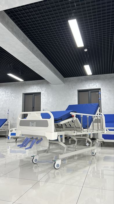 Механическая 3-х функциональная кровать для интенсивной терапии