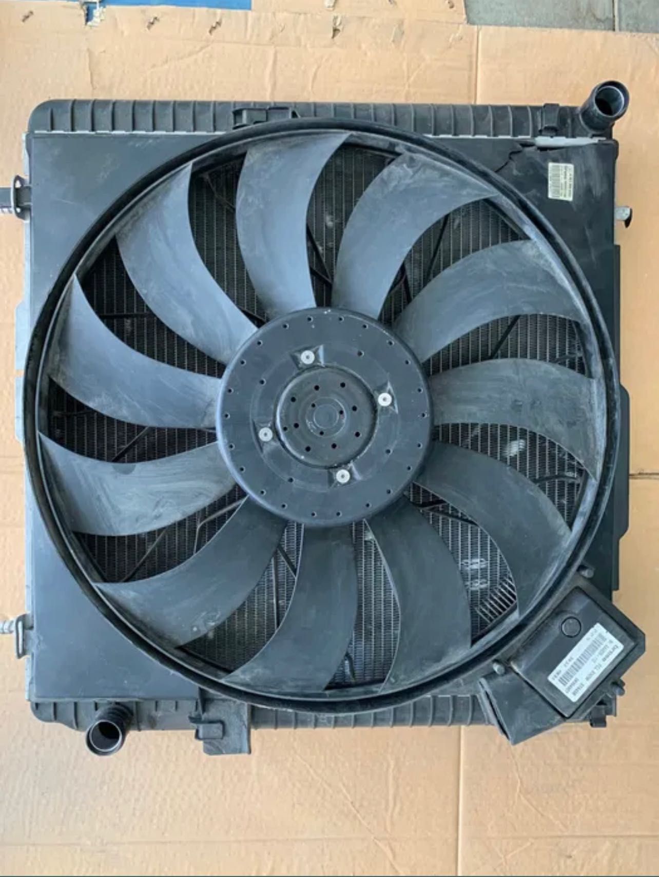 3 Различни Радиаторa за охлаждане за мерцедес г / w463 amg mercedes g
