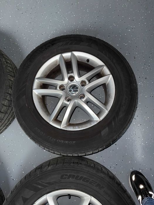 Set 4 jante originale Volkswagen 17” + anvelope vară Kumho Crugen