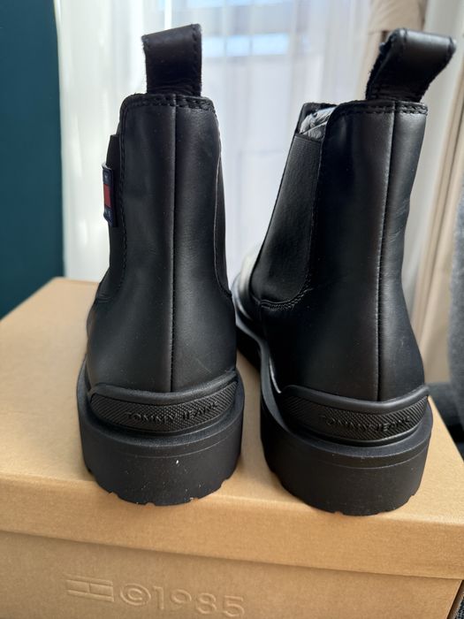 Tommy Jeans Leather Chelsea cizme negre marimea 43 noi originale