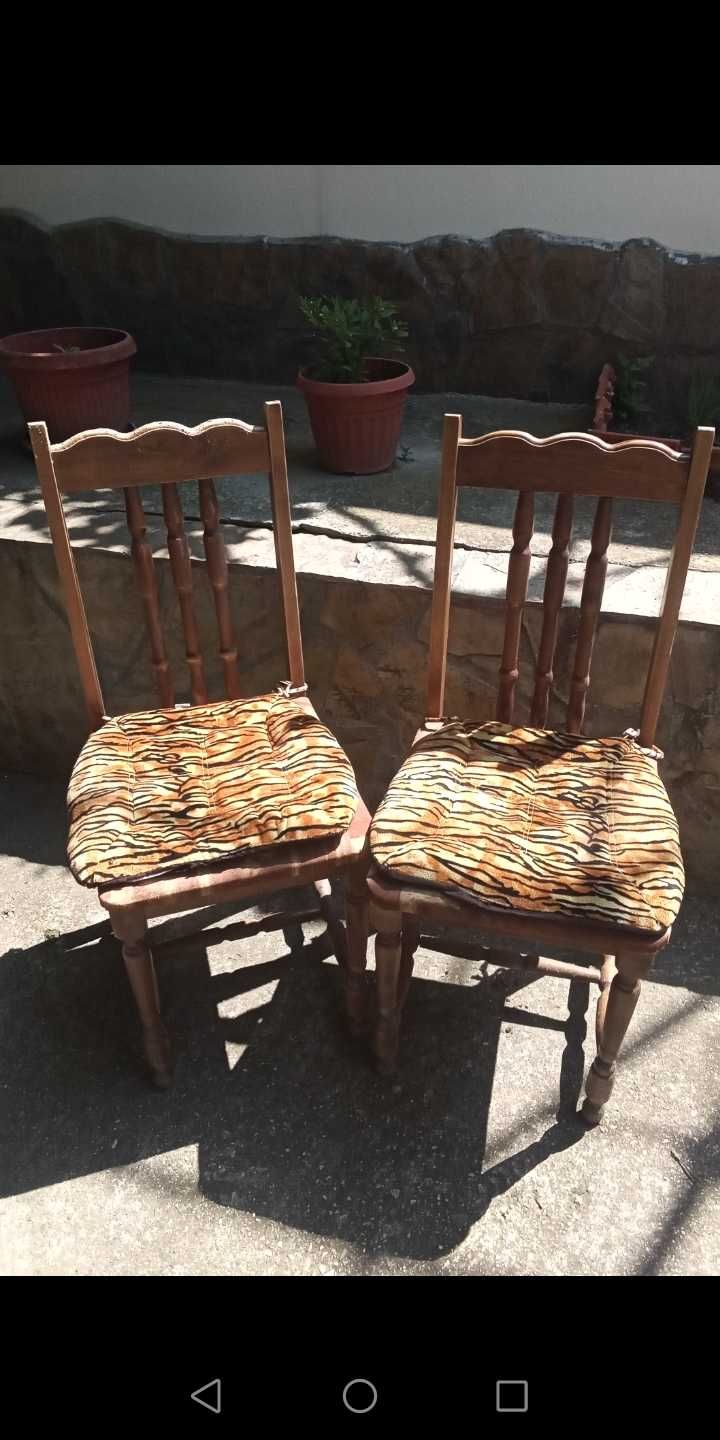 Витиндж дървени столове