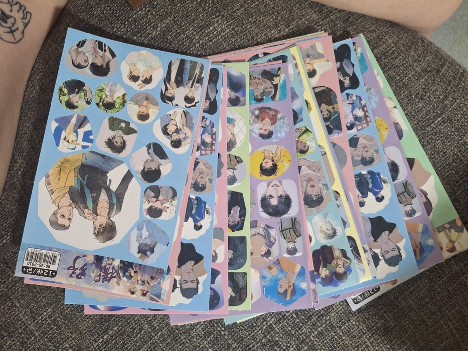 Продам наклейки и