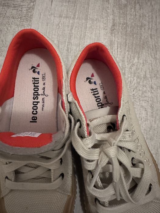 Tenisi le coq sportif de dama