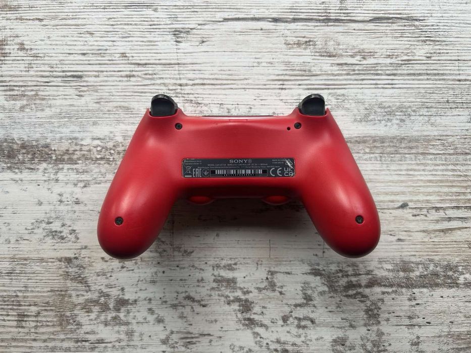 !ОРИГИНАЛЕН! Джойстик за PlyaStation 4Slim/Fat/Pro