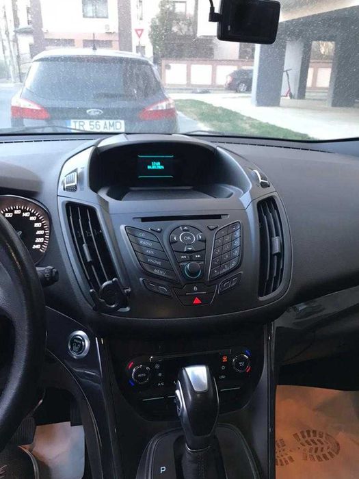 Ford Kuga 2015 . 204000km. 4x4 automat. 2.0 Diesel. 150cp.