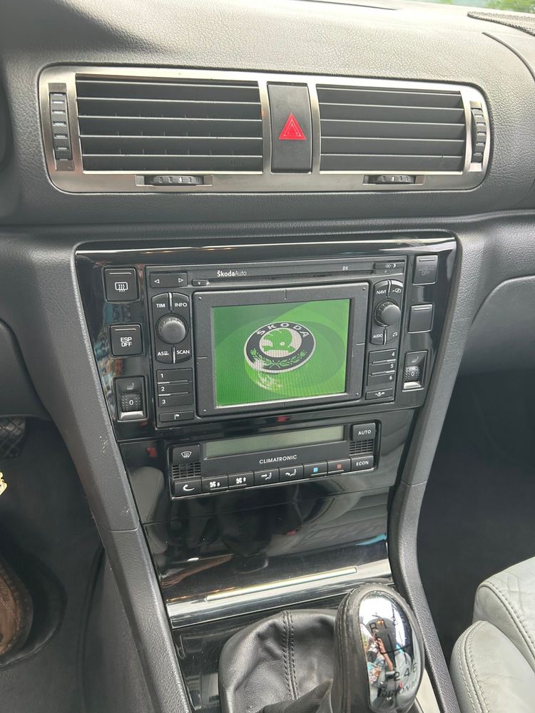Skoda superb 1 edition 100