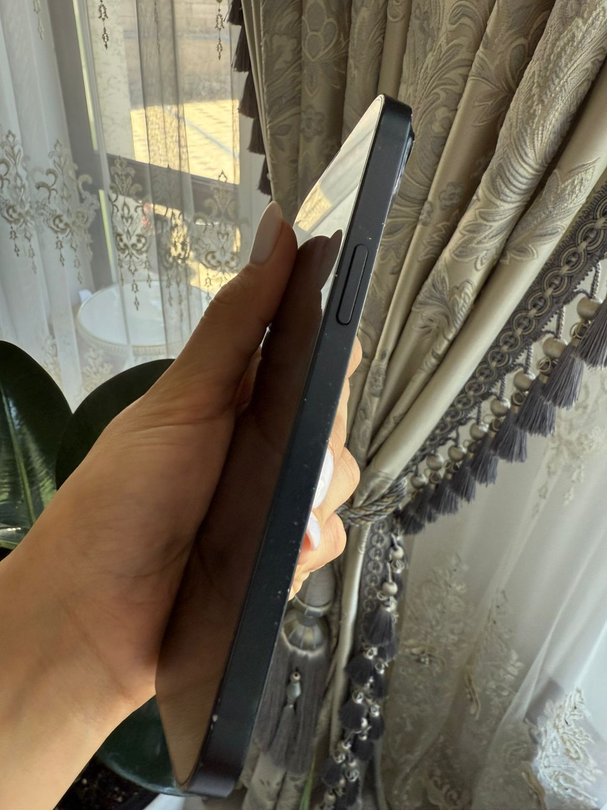 Iphone 14 128gb с коробкой и с шнуром