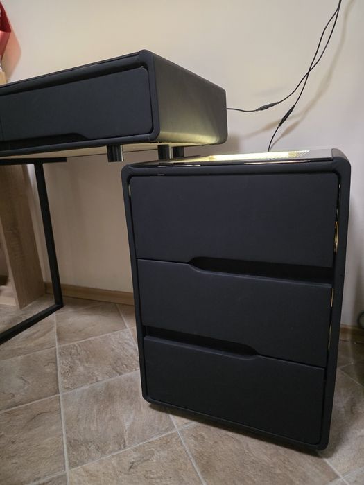 Дамска тоалетка за гримиране