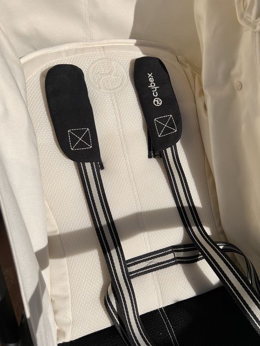 Детска количка Cybex Beezy