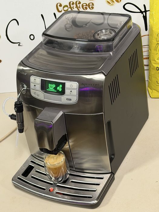 Кафемашина кафе автомат Saeco INTELİA EVO с гаранция