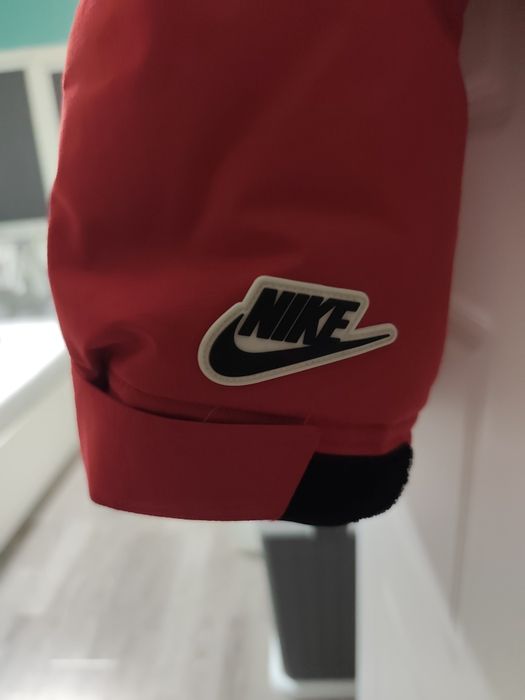 Яке Nike Storm Fit City Series