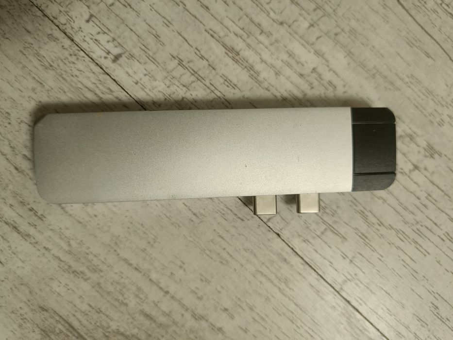Док станция Macbook