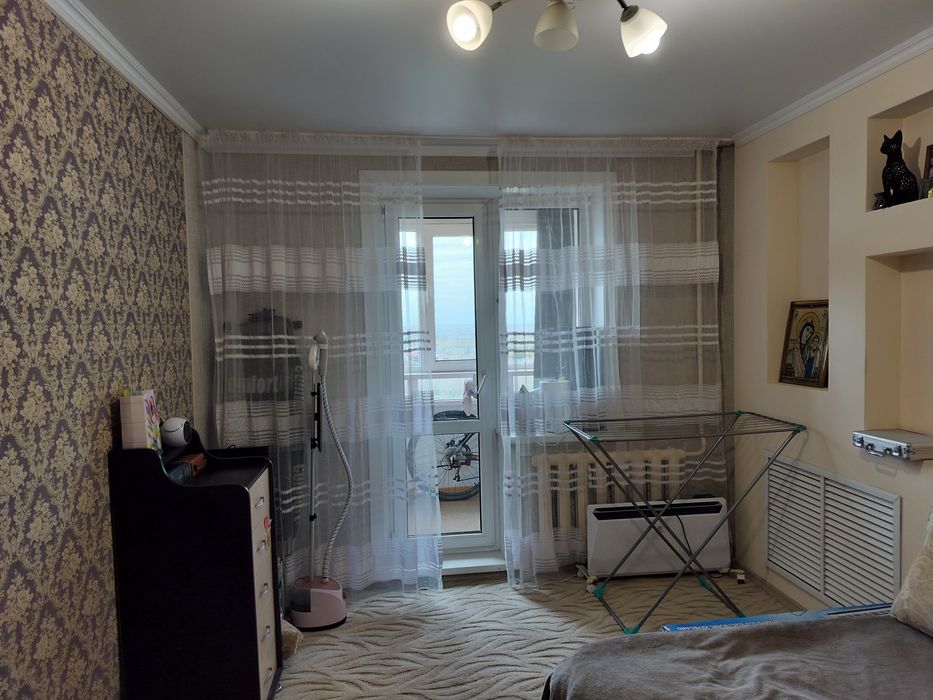 Продам 3-комнатную квартиру