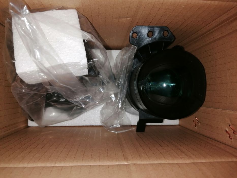 Proiector BMW E60/E61 ,anul 2003-2007 fumurii cu lupa,