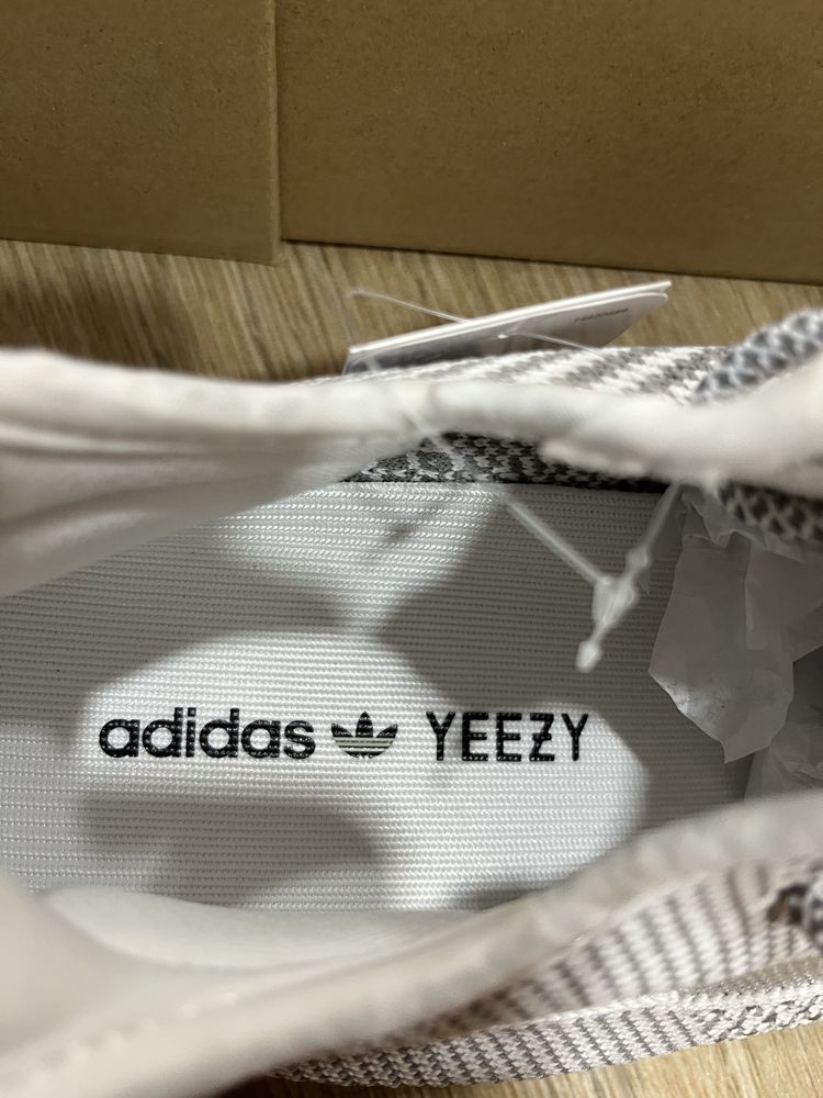 Yeezy 350 Static Non reflective 44 номер