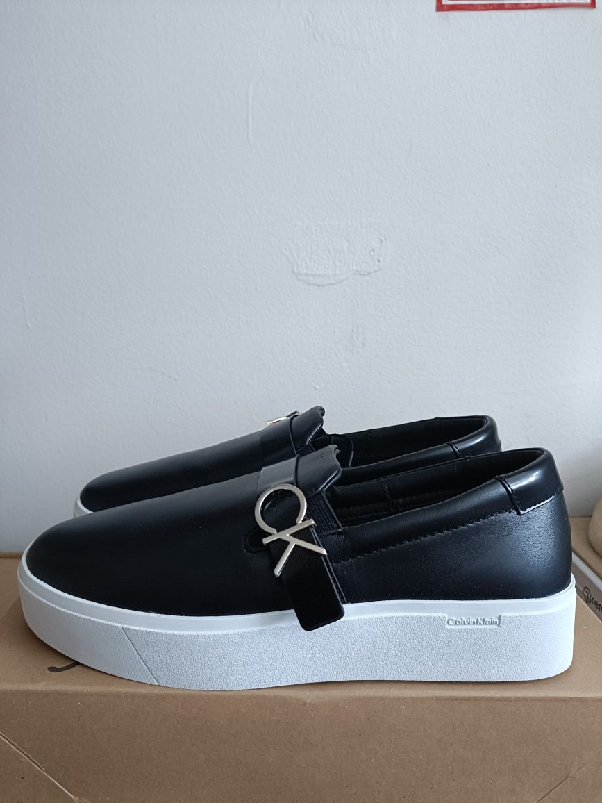 Сникърси Calvin Klein номер 40 код 20A