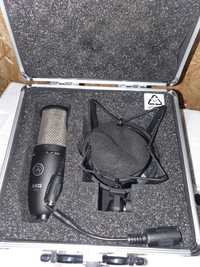 Микрофон AKG 220 Bundle черный