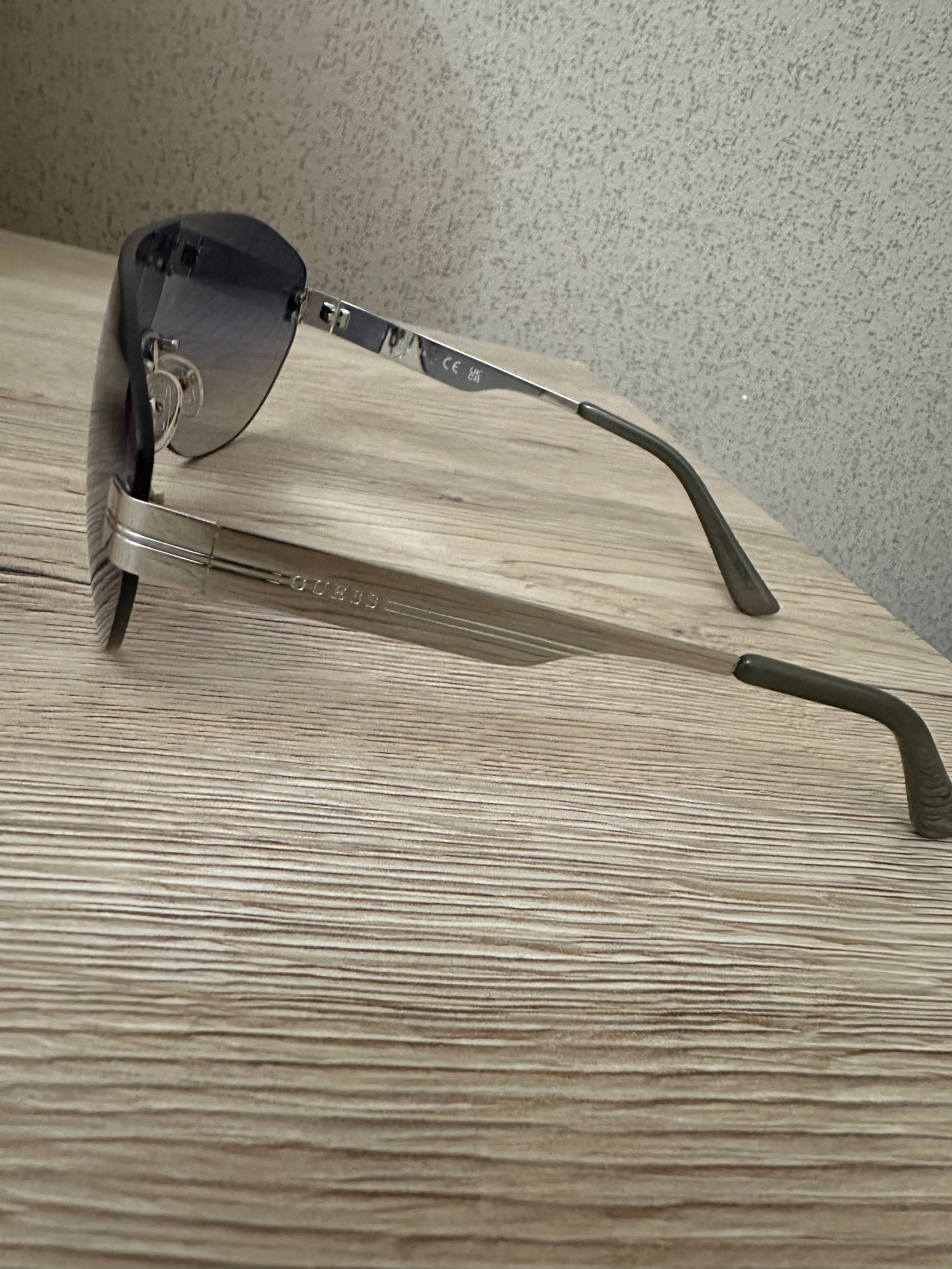 Очила Guess!Оригинални