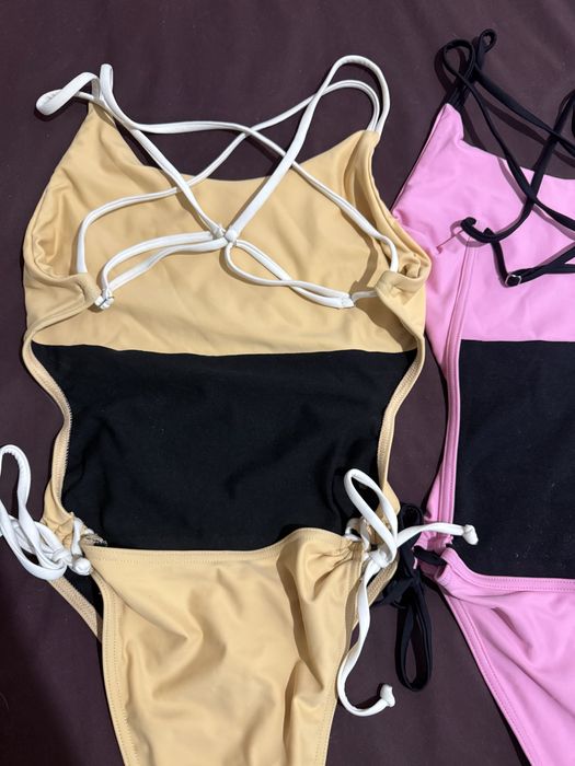 Цели бански за плуване